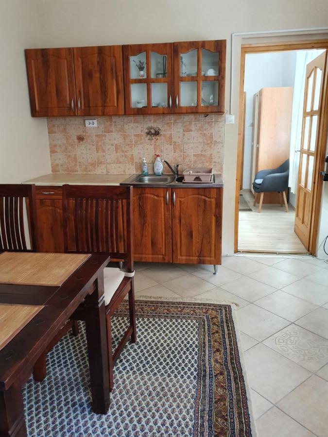 Almagyar Vendeghaz Otel Eğri Oda fotoğraf