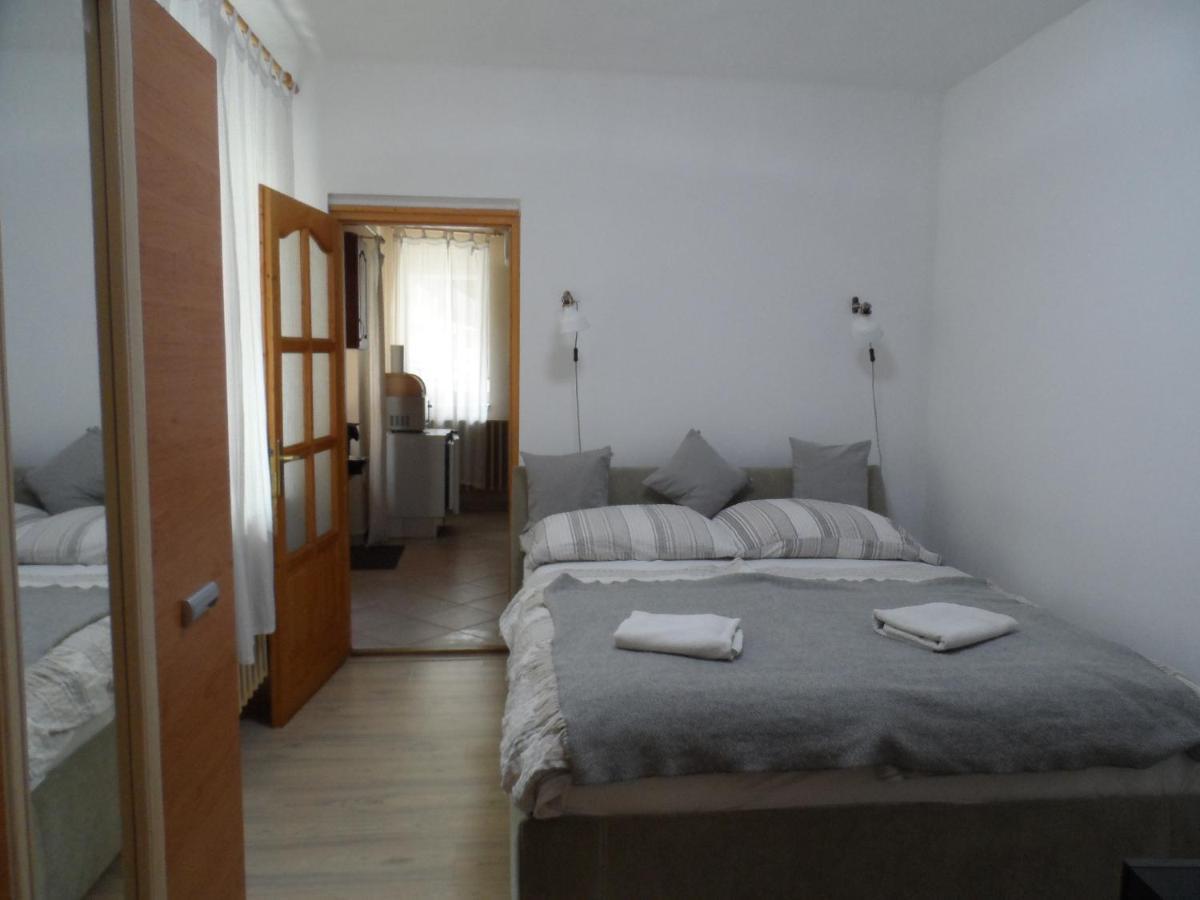 Almagyar Vendeghaz Otel Eğri Dış mekan fotoğraf